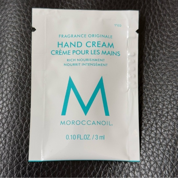 NIB Moroccanoil Haircare Set - (Hair Treatment, Shampoo Conditioner, Hand Cream) - Picture 6 of 9